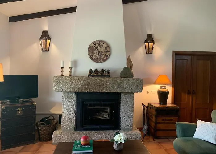 Quinta Dos Cedros L *